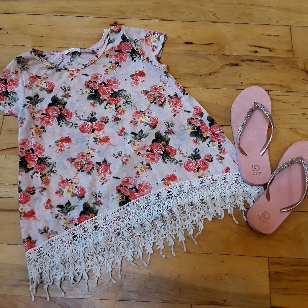 Floral lace top